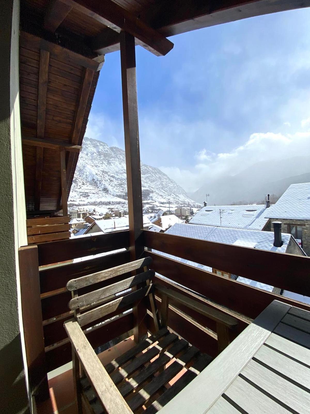 Apartamento Duplex La Roca - L'Amfitriona Espot Exterior foto